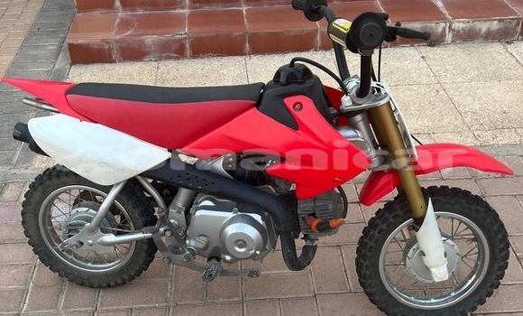 Buy Used Honda CRF Red Bike in Muscat in Masqat Buy Used Honda CRF Red Bike in Muscat in Masqat