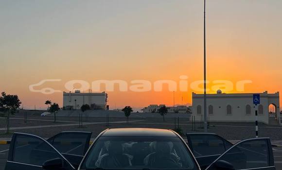 Buy Used Toyota Camry Black Car in Suhar in al-Batinah Buy Used Toyota Camry Black Car in Suhar in al-Batinah