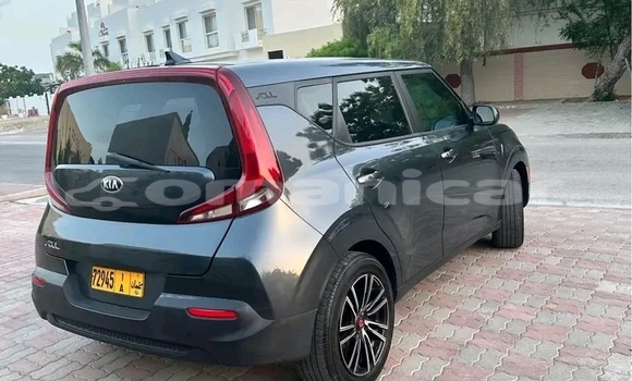 Buy Used Kia K9 Black Car in as–Suwayq in al-Batinah Buy Used Kia K9 Black Car in as–Suwayq in al-Batinah