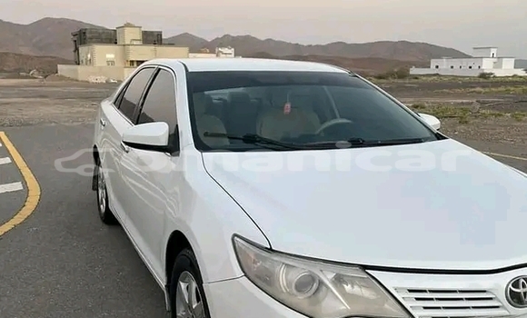 Buy Used Toyota Camry White Car in Muttrah in Masqat Buy Used Toyota Camry White Car in Muttrah in Masqat