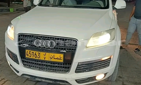 Buy Used Ford Escape White Car in Ruwi in Masqat Buy Used Ford Escape White Car in Ruwi in Masqat