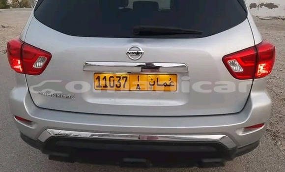 Buy Used Nissan Pathfinder Other Car in as–Sib in Masqat Buy Used Nissan Pathfinder Other Car in as–Sib in Masqat