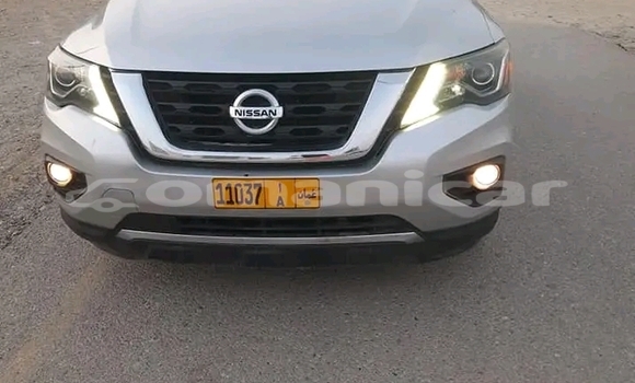Buy Used Nissan Pathfinder Other Car in as–Sib in Masqat Buy Used Nissan Pathfinder Other Car in as–Sib in Masqat