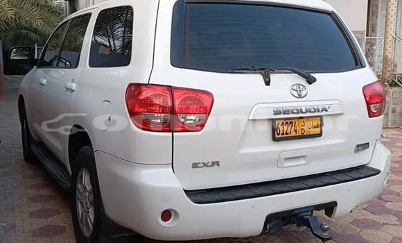 Buy Used GMC Typhoon White Car in as–Suwayq in al-Batinah Buy Used GMC Typhoon White Car in as–Suwayq in al-Batinah