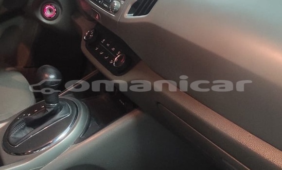 Buy Used Kia Sportage Silver Car in Masqat in Masqat Buy Used Kia Sportage Silver Car in Masqat in Masqat