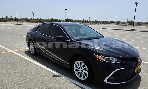 Buy Used Toyota Camry Black Car in Muscat in Masqat Buy Used Toyota Camry Black Car in Muscat in Masqat