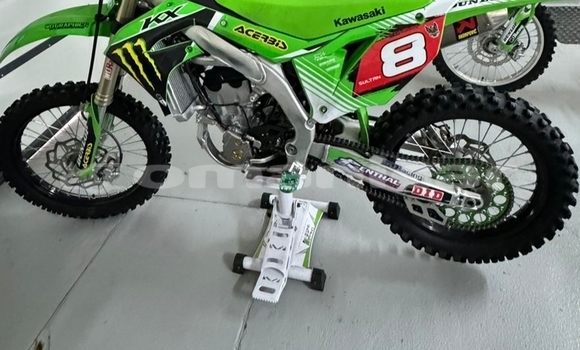 Buy Used Kawasaki KX Green Bike in Muscat in Masqat