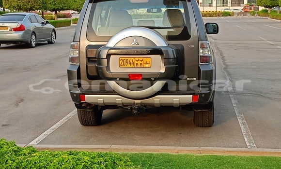 Buy Used Mitsubishi Pajero Other Car in as–Sib in Masqat Buy Used Mitsubishi Pajero Other Car in as–Sib in Masqat