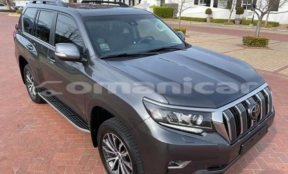 Buy Used Toyota Land Cruiser Prado Blue Car in Muscat in Masqat Buy Used Toyota Land Cruiser Prado Blue Car in Muscat in Masqat