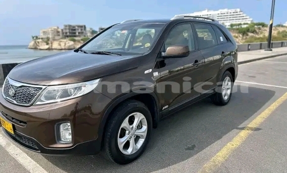 Buy Used Kia Sorento Black Car in as–Sib in Masqat Buy Used Kia Sorento Black Car in as–Sib in Masqat