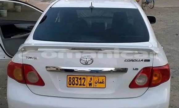 Buy Used Toyota Corolla White Car in as–Suwayq in al-Batinah Buy Used Toyota Corolla White Car in as–Suwayq in al-Batinah