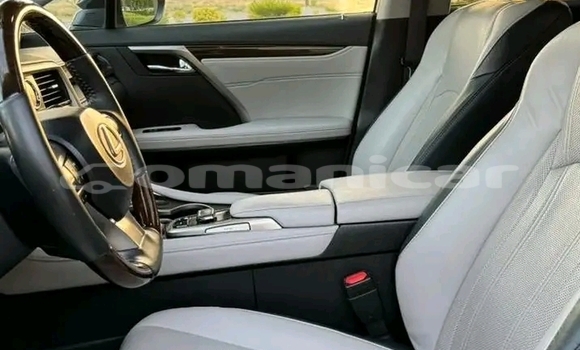 Buy Used Lexus RX 330 Other Car in as–Sib in Masqat Buy Used Lexus RX 330 Other Car in as–Sib in Masqat