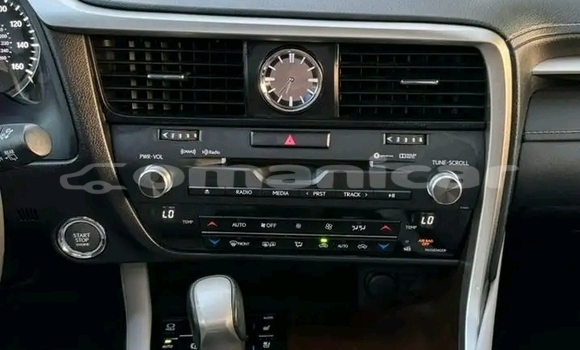 Buy Used Lexus RX 330 Other Car in as–Sib in Masqat Buy Used Lexus RX 330 Other Car in as–Sib in Masqat