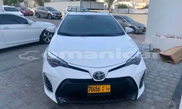 Buy Used Toyota Corolla White Car in al–Mudaybi in ash-Sharqiyah Buy Used Toyota Corolla White Car in al–Mudaybi in ash-Sharqiyah
