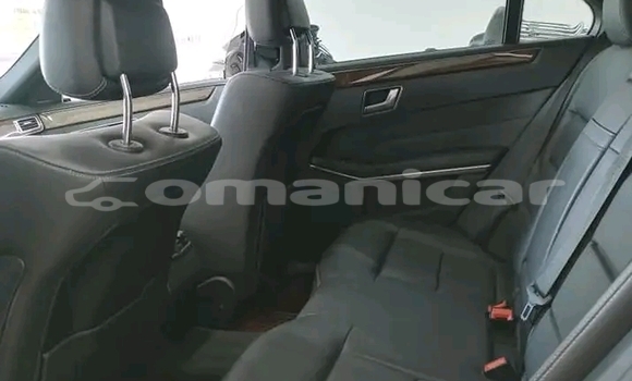 Buy Used Mercedes-Benz E200 White Car in as–Sib in Masqat Buy Used Mercedes-Benz E200 White Car in as–Sib in Masqat