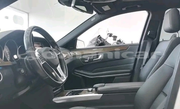 Buy Used Mercedes-Benz E200 White Car in as–Sib in Masqat Buy Used Mercedes-Benz E200 White Car in as–Sib in Masqat