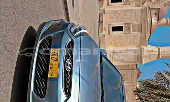 Buy Used Hyundai Accent Other Car in Madinat Qabus in Masqat Buy Used Hyundai Accent Other Car in Madinat Qabus in Masqat