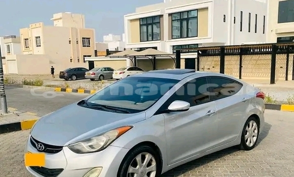 Buy Used Hyundai Elantra Other Car in as–Sib in Masqat Buy Used Hyundai Elantra Other Car in as–Sib in Masqat