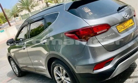 Buy Used Hyundai Santa Fe Other Car in as–Suwayq in al-Batinah Buy Used Hyundai Santa Fe Other Car in as–Suwayq in al-Batinah