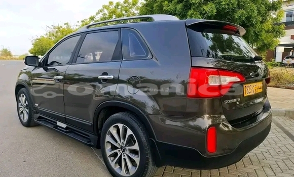 Buy Used Kia Sportage Black Car in Madinat Qabus in Masqat Buy Used Kia Sportage Black Car in Madinat Qabus in Masqat