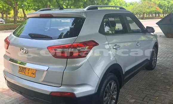 Buy Used Hyundai Creta White Car in 'Ibri in adh-Dhahirah Buy Used Hyundai Creta White Car in 'Ibri in adh-Dhahirah