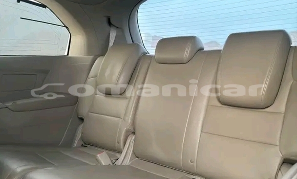 Buy Used Honda Odyssey White Car in Barkah in al-Batinah Buy Used Honda Odyssey White Car in Barkah in al-Batinah