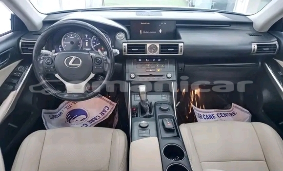Buy Used Lexus IS 300 Other Car in as–Suwayq in al-Batinah Buy Used Lexus IS 300 Other Car in as–Suwayq in al-Batinah