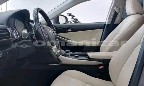 Buy Used Lexus IS 300 Other Car in as–Suwayq in al-Batinah Buy Used Lexus IS 300 Other Car in as–Suwayq in al-Batinah