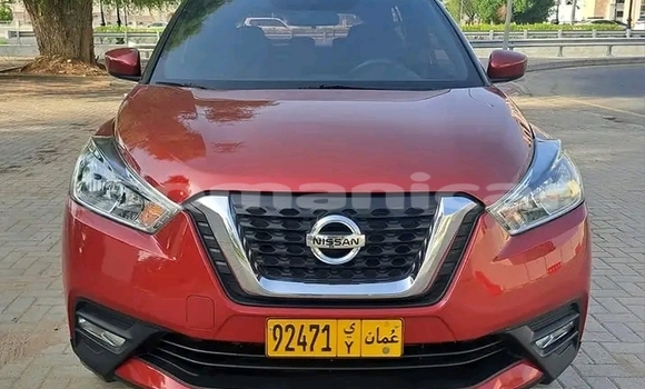 Buy Used Nissan Kix Red Car in Bawshar in Masqat Buy Used Nissan Kix Red Car in Bawshar in Masqat