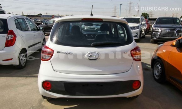 Buy Import Hyundai i10 White Car in Import - Dubai in Dhufar Buy Import Hyundai i10 White Car in Import - Dubai in Dhufar