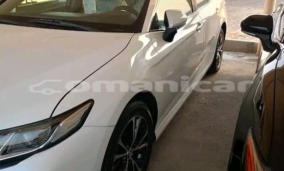 Buy Used Toyota Camry White Car in Masqat in Masqat Buy Used Toyota Camry White Car in Masqat in Masqat