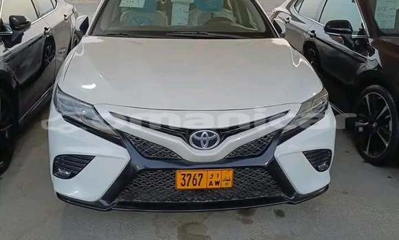 Buy Used Toyota Camry White Car in Masqat in Masqat Buy Used Toyota Camry White Car in Masqat in Masqat