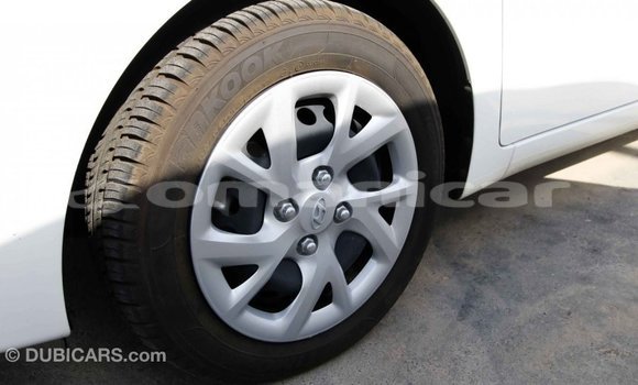 Buy Import Hyundai i10 White Car in Import - Dubai in Dhufar Buy Import Hyundai i10 White Car in Import - Dubai in Dhufar