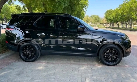 Buy Used Land Rover Discovery Black Car in ar–Rustaq in al-Batinah Buy Used Land Rover Discovery Black Car in ar–Rustaq in al-Batinah