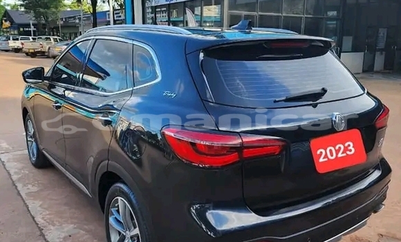 Buy Used Land Rover Discovery Black Car in ar–Rustaq in al-Batinah Buy Used Land Rover Discovery Black Car in ar–Rustaq in al-Batinah