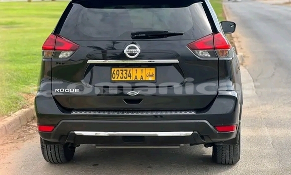 Buy Used Nissan Rogue Black Car in as–Suwayq in al-Batinah Buy Used Nissan Rogue Black Car in as–Suwayq in al-Batinah
