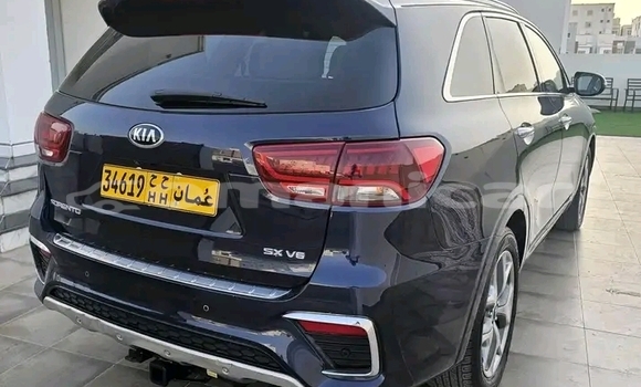 Buy Used Kia Sorento Black Car in as–Suwayq in al-Batinah Buy Used Kia Sorento Black Car in as–Suwayq in al-Batinah