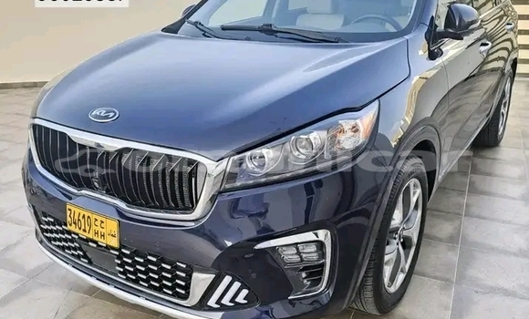 Buy Used Kia Sorento Black Car in as–Suwayq in al-Batinah Buy Used Kia Sorento Black Car in as–Suwayq in al-Batinah