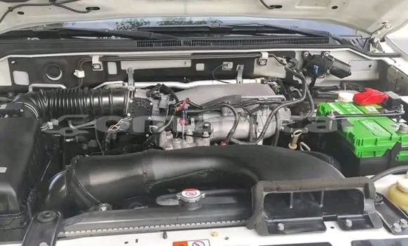 Buy Used Mitsubishi Pajero White Car in as–Suwayq in al-Batinah Buy Used Mitsubishi Pajero White Car in as–Suwayq in al-Batinah