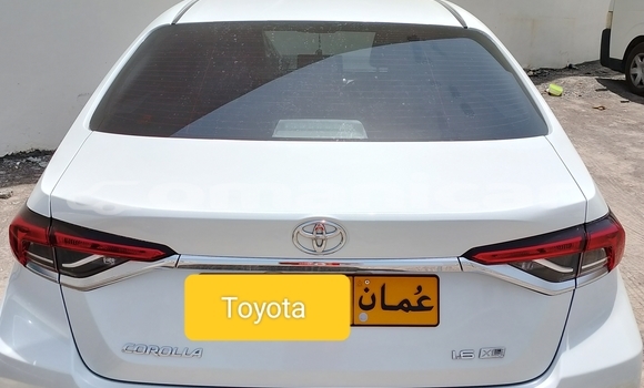 Buy Used Toyota Corolla White Car in Muscat in Masqat Buy Used Toyota Corolla White Car in Muscat in Masqat