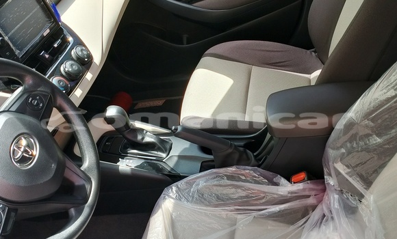 Buy Used Toyota Corolla White Car in Muscat in Masqat Buy Used Toyota Corolla White Car in Muscat in Masqat