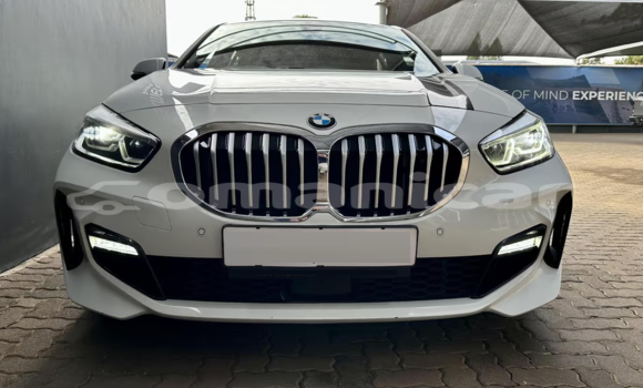 Buy Used BMW 1-Series White Car in Muscat in Masqat Buy Used BMW 1-Series White Car in Muscat in Masqat