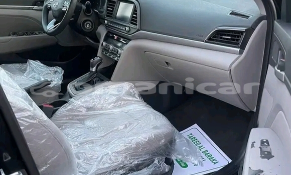 Buy Used Hyundai Elantra Black Car in as–Suwayq in al-Batinah Buy Used Hyundai Elantra Black Car in as–Suwayq in al-Batinah