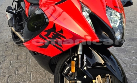 Buy Used Suzuki HAYABUSA Red Bike in Muscat in Masqat