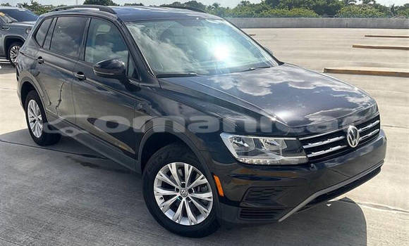 Buy Used Volkswagen Tiguan Black Car in Muscat in Masqat Buy Used Volkswagen Tiguan Black Car in Muscat in Masqat