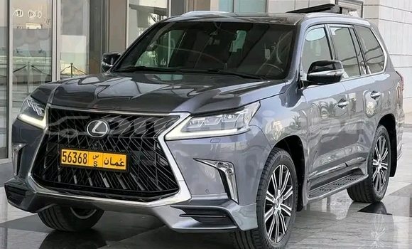 Buy Used Lexus LX 570 Other Car in as–Sib in Masqat Buy Used Lexus LX 570 Other Car in as–Sib in Masqat