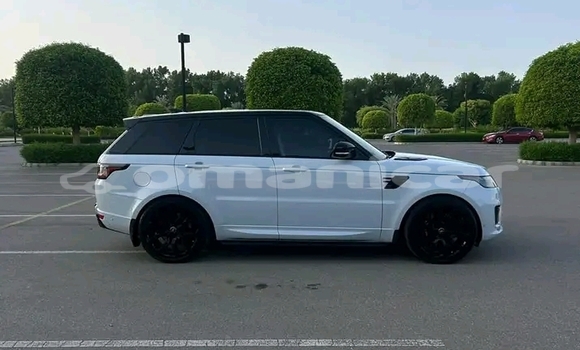 Buy Used Hyundai Tucson White Car in Qurm in Masqat Buy Used Hyundai Tucson White Car in Qurm in Masqat