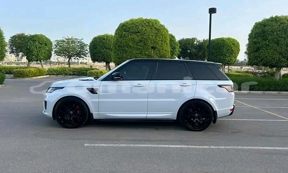 Buy Used Hyundai Tucson White Car in Qurm in Masqat Buy Used Hyundai Tucson White Car in Qurm in Masqat