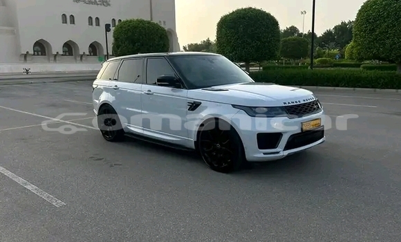 Buy Used Hyundai Tucson White Car in Qurm in Masqat Buy Used Hyundai Tucson White Car in Qurm in Masqat