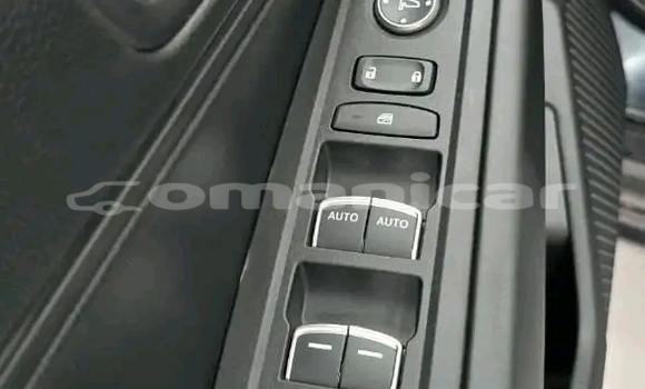 Buy Used Toyota RAV4 Black Car in as–Suwayq in al-Batinah Buy Used Toyota RAV4 Black Car in as–Suwayq in al-Batinah